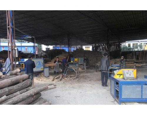 四川-達州-宣漢-多片鋸客戶使用加工現場